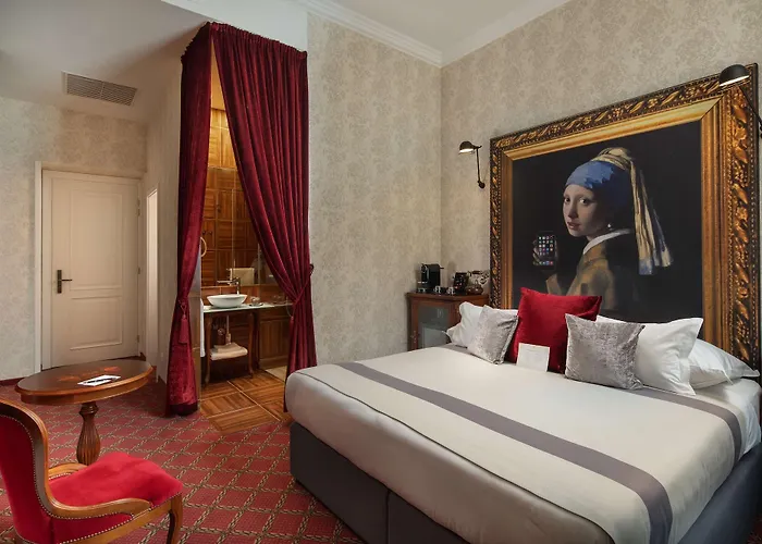 Superior King Room