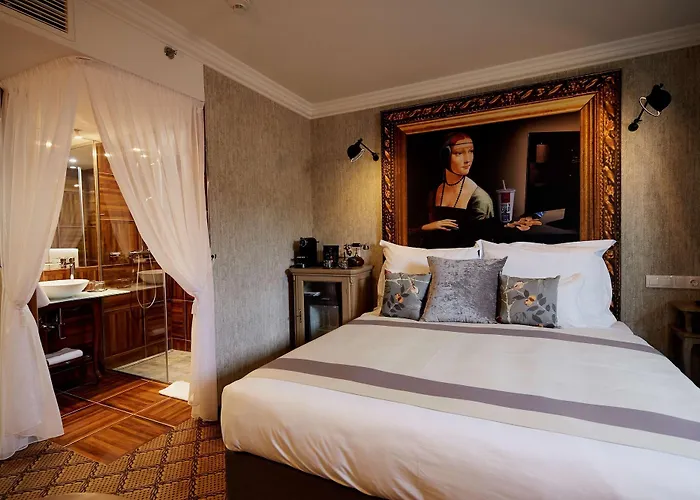 Superior King Room