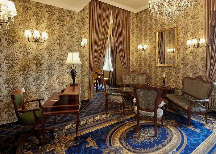 One-Bedroom King Suite